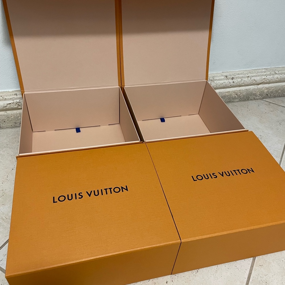 4 Large brand new louis vuitton gift boxes